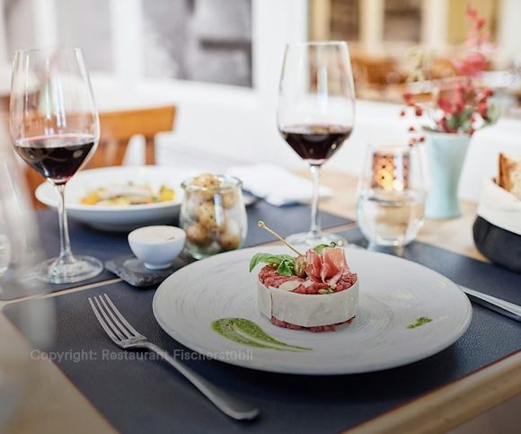 Zmittagessen im Fischerstübli