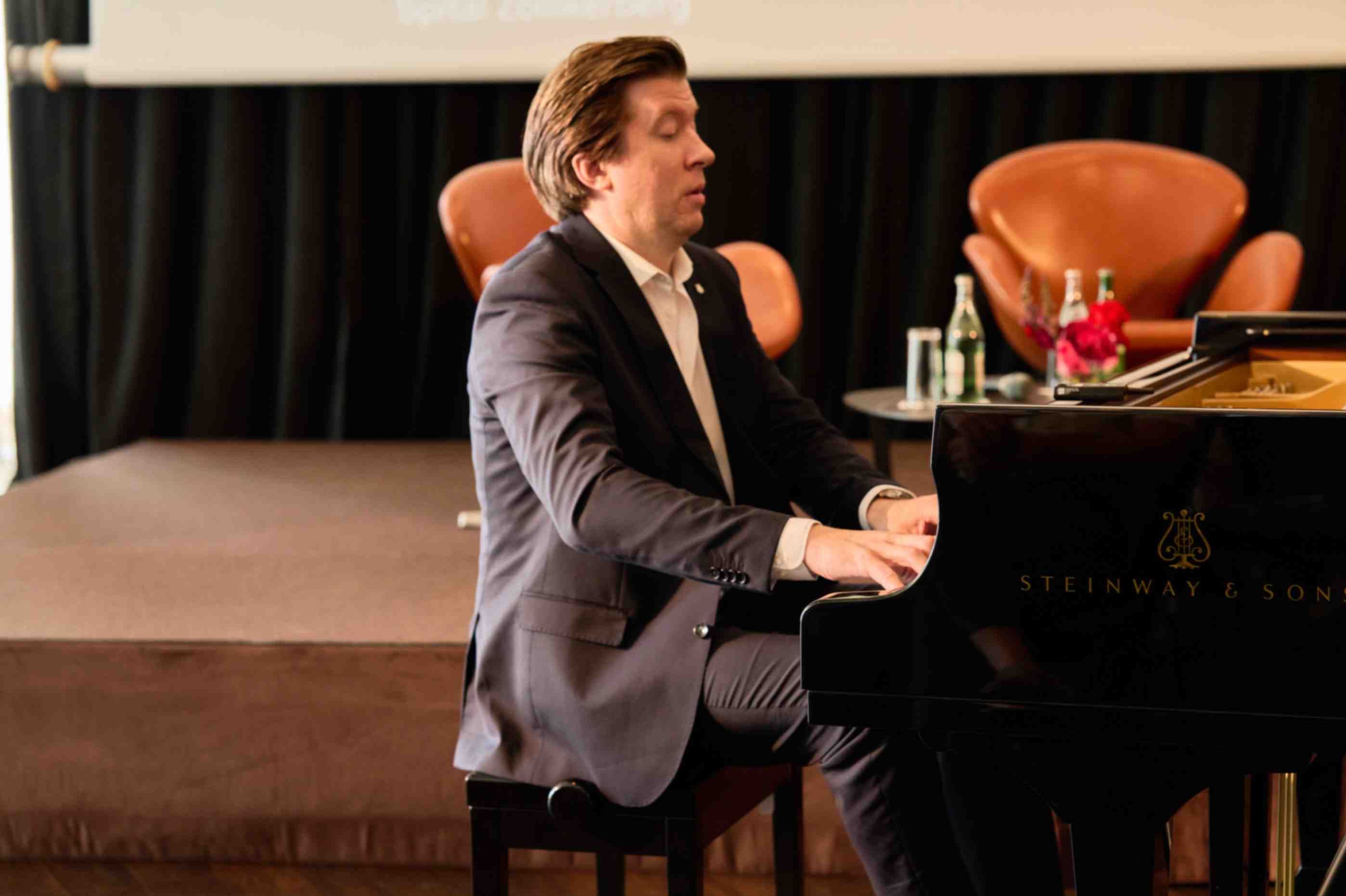 FACES x Forbes Luxury Summit 2025 Galerie - Foto 26 - mobile
