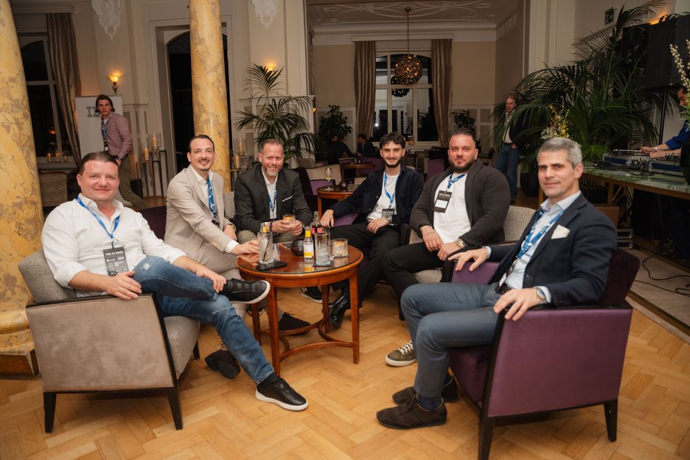 SBN.Circle Foto - 50